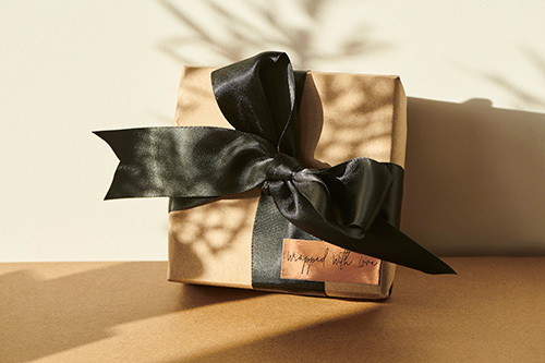 gift-wrapping.jpg?mtime=20201203133739#asset:17321